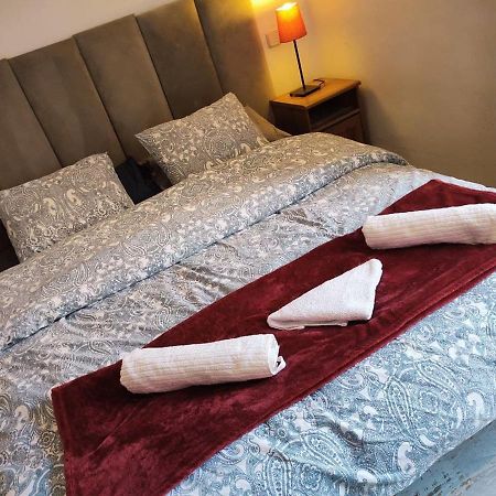 Hotel Arta Madryt Zewnętrze zdjęcie